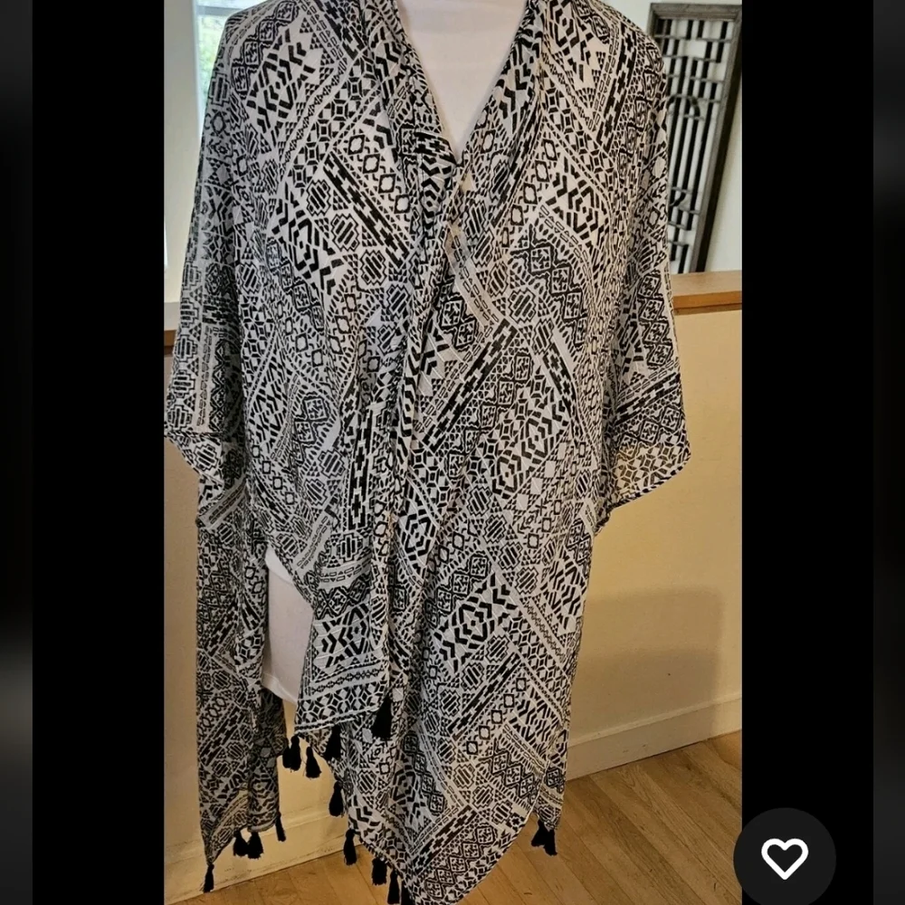 Black & White Tassel Fringe Tribal Poncho Scarf Wrap with Open Sides Sarong